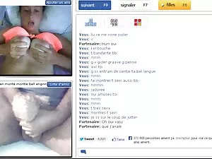 Une motard en voir p ...